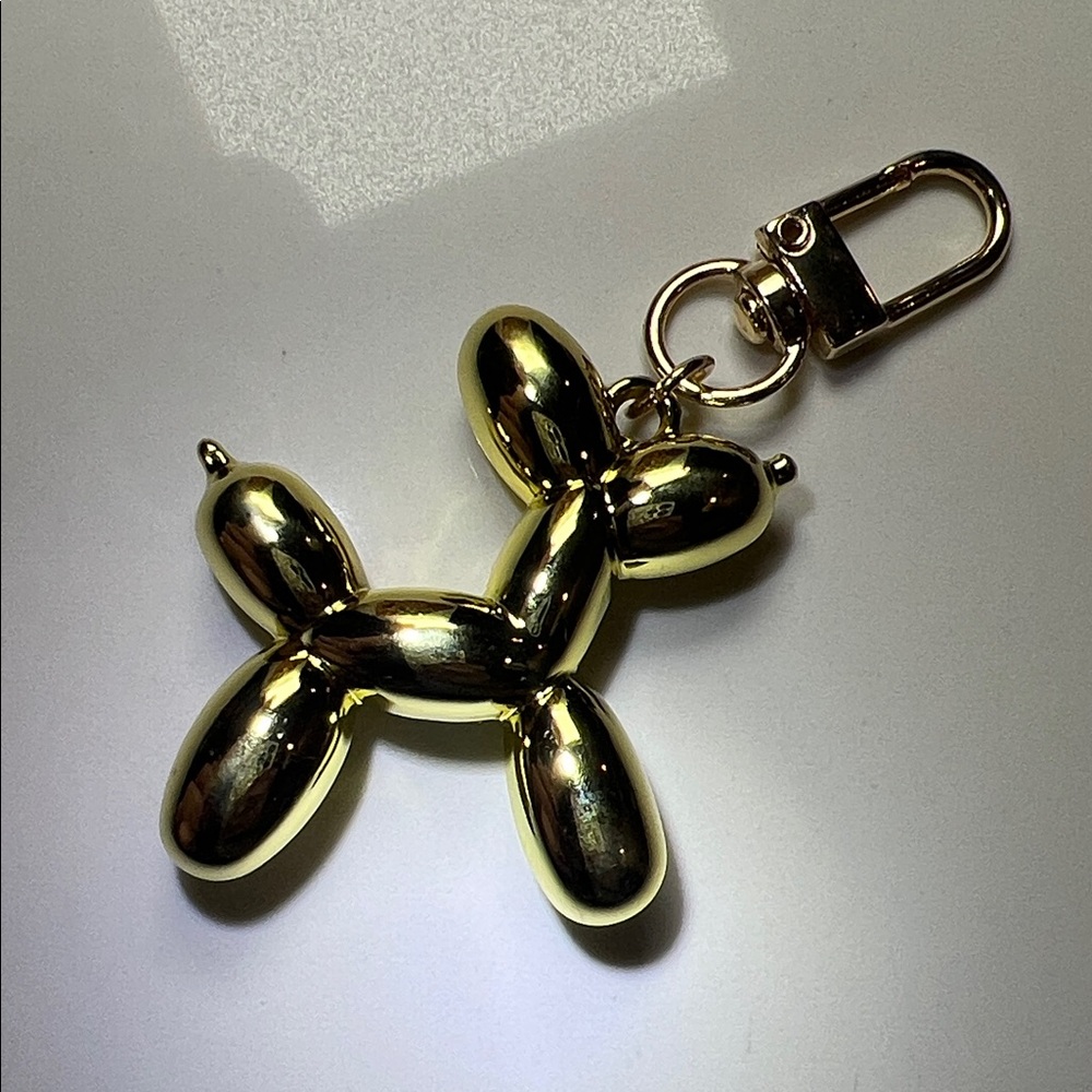 Gold Balloon Dog Keychain - Picture 5 of 10